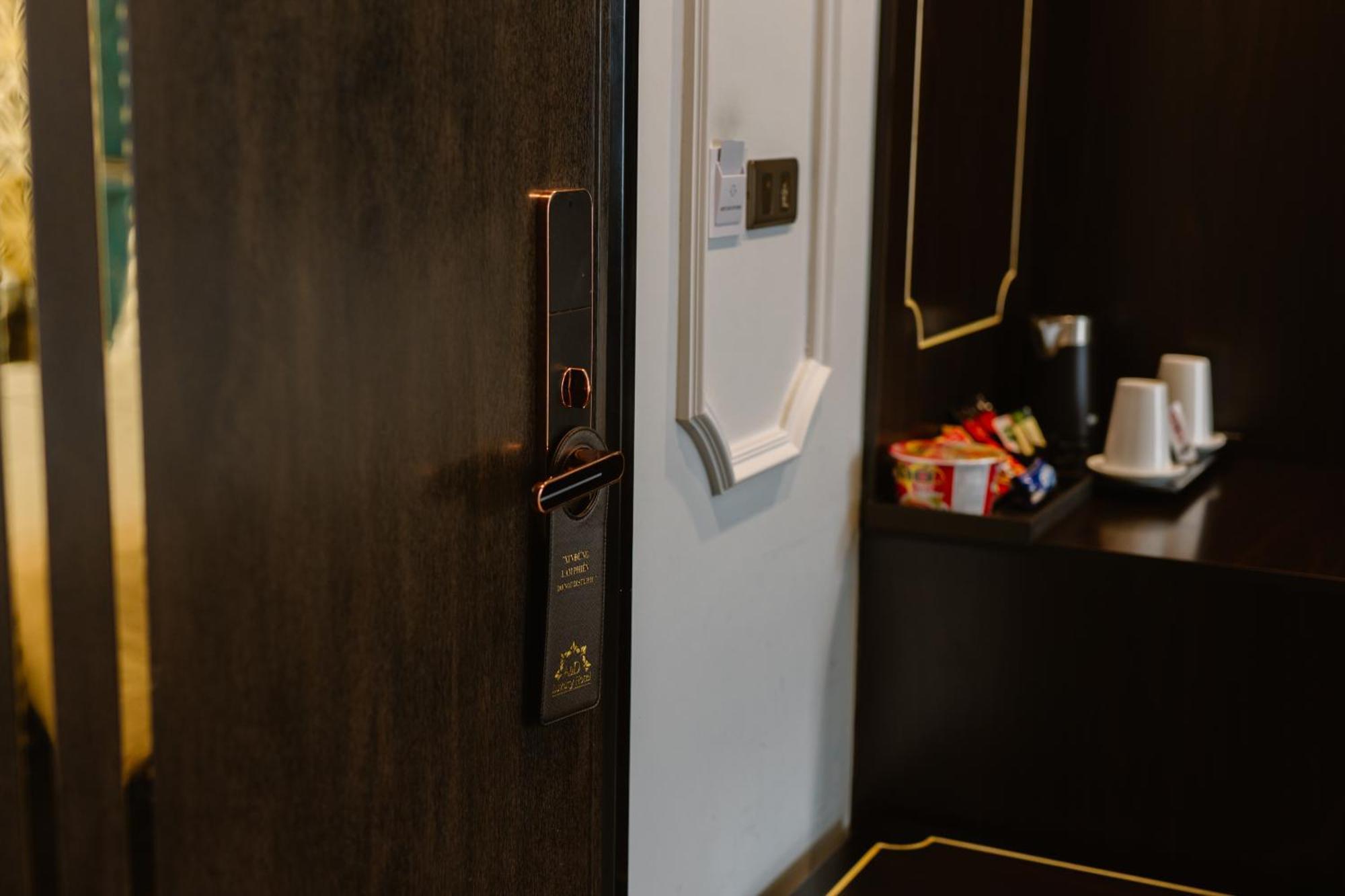 Hong Van Hotel 河内 外观 照片
